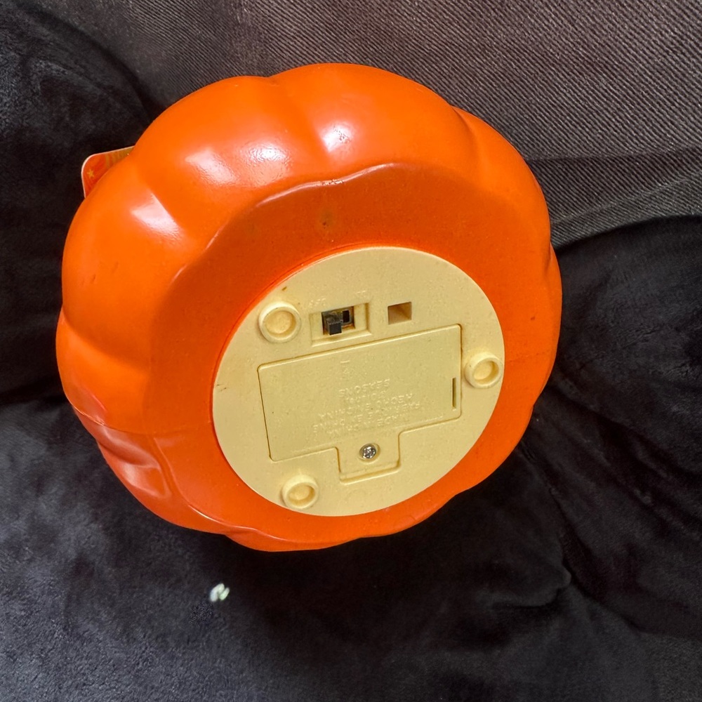 NWT Disney Mickey Mouse Light Up Pumpkin Halloween Decoration CVS Exclusive - Picture 7 of 7